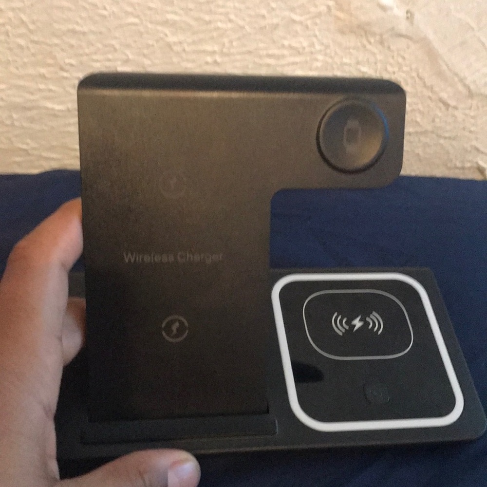 Charging iPhone wireless